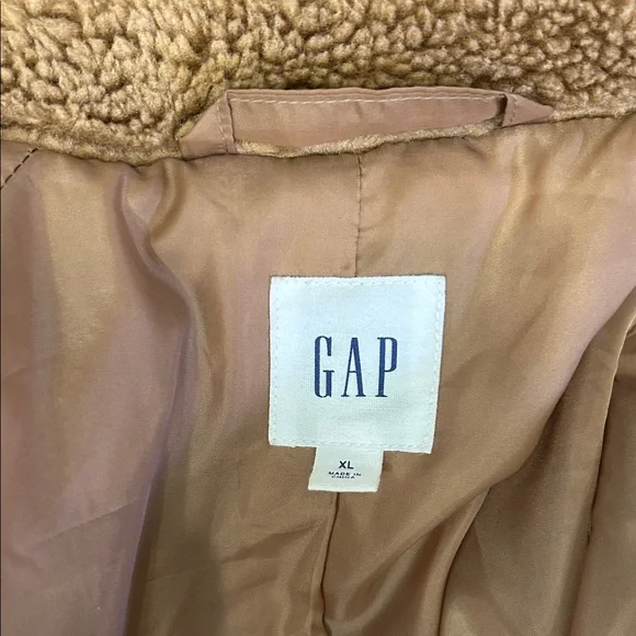 GAP Tan Teddy Jacket - Picture 3 of 3